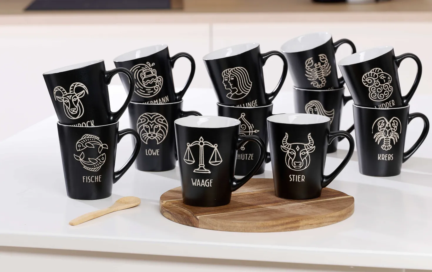 Kaffeebecher Cosmic Stier | 350 ml | schwarz