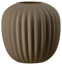 Vase Laura | 22 x 22 x 22 cm | matt braun